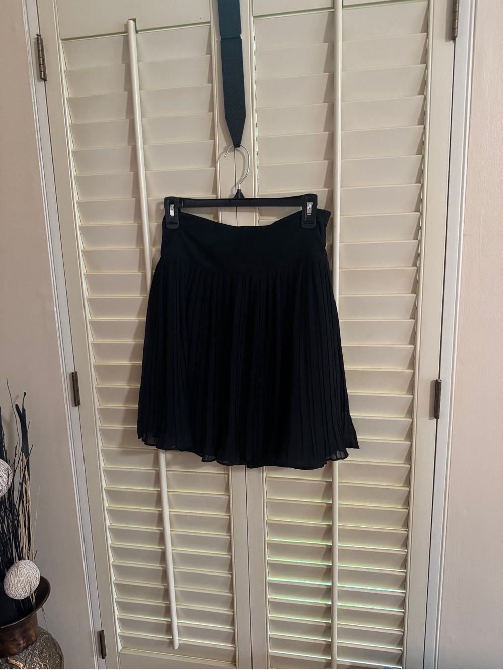 LOFT Black Mini Skirt